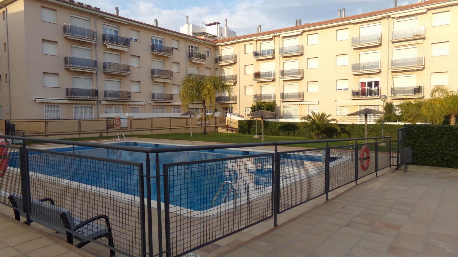 Swimming pool of Apartment for sale in El Vendrell  with Air Conditioner, Heating and Terrace