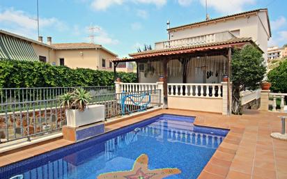 Swimming pool of House or chalet for sale in Calafell  with Air Conditioner, Terrace and Swimming Pool