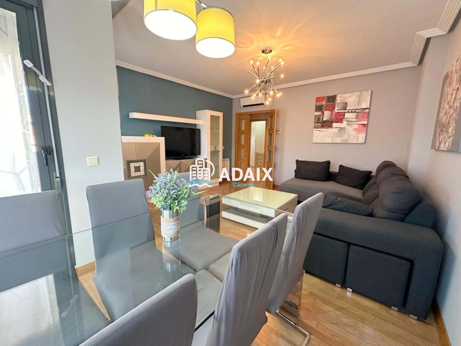 Exterior view of Flat for sale in Cáceres Capital  with Air Conditioner, Heating and Terrace