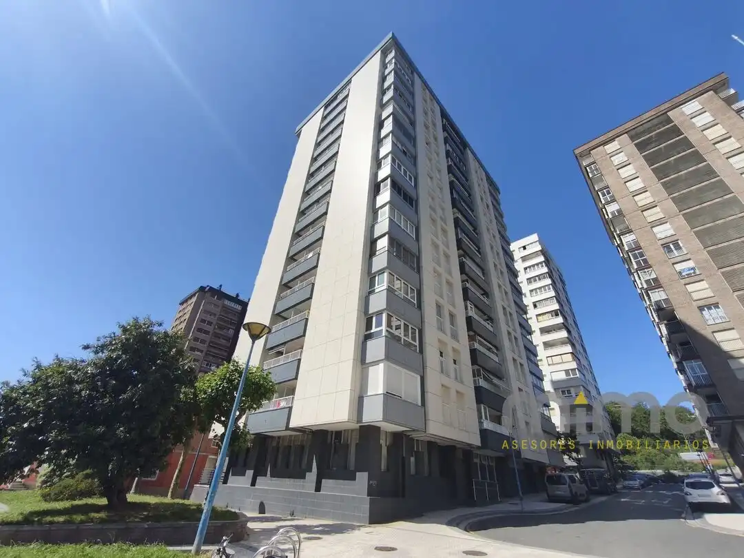 Exterior view of Flat for sale in Errenteria  with Storage room and Balcony