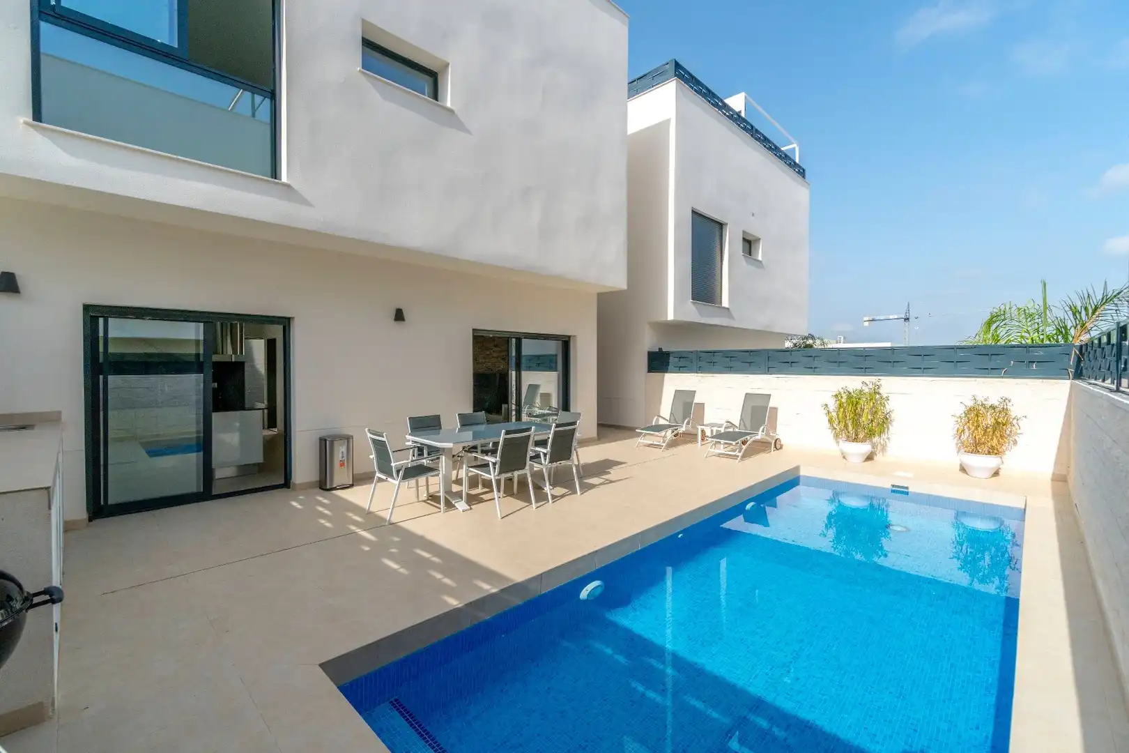 Swimming pool of Houses for rent in Benijófar  with Air Conditioner, Heating and Private garden