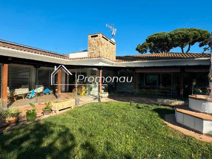 Garden of House or chalet for sale in Vilanova del Vallès  with Air Conditioner, Heating and Private garden
