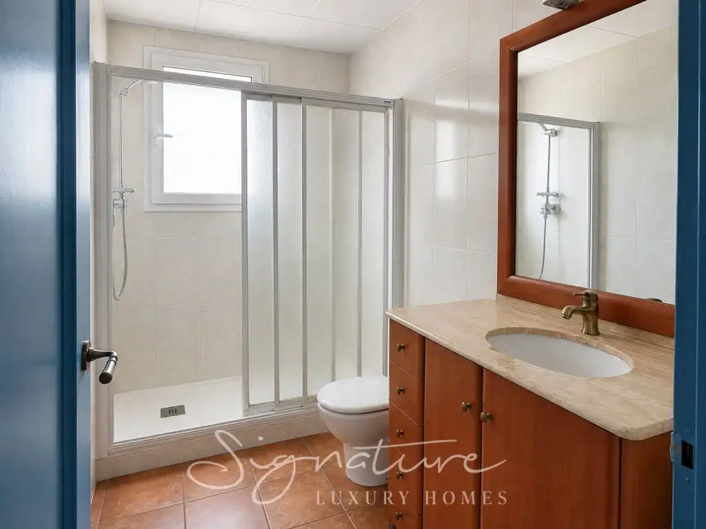 Bathroom of Houses for rent in Sant Cugat del Vallès  with Air Conditioner, Private garden and Terrace