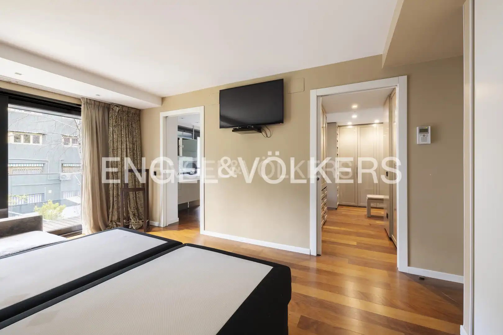 Bedroom of Houses for sale in Madrid  with Air Conditioner, Heating and Terrace