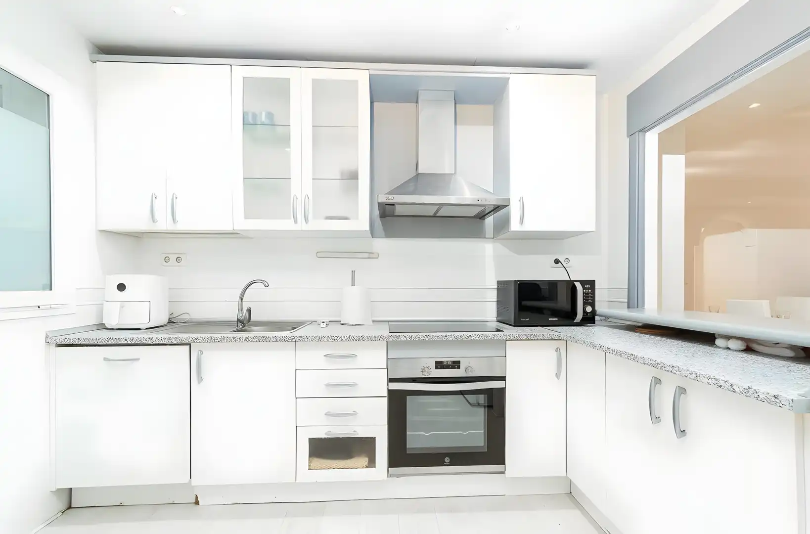 Kitchen of Apartments for rent in Marbella  with Air Conditioner, Terrace and Swimming Pool