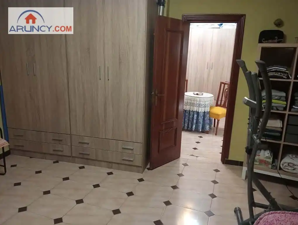 Habitación de Casa o chalet en venta en Sevilla con Calefacción, Terraza y Trastero