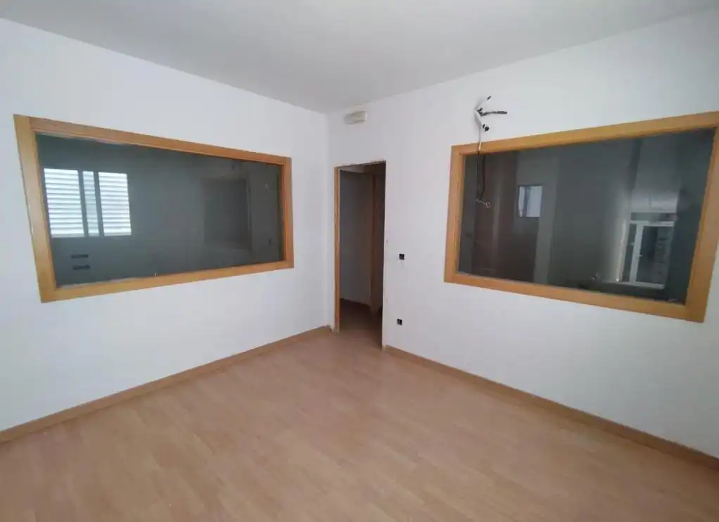 Local en venta en Caudete