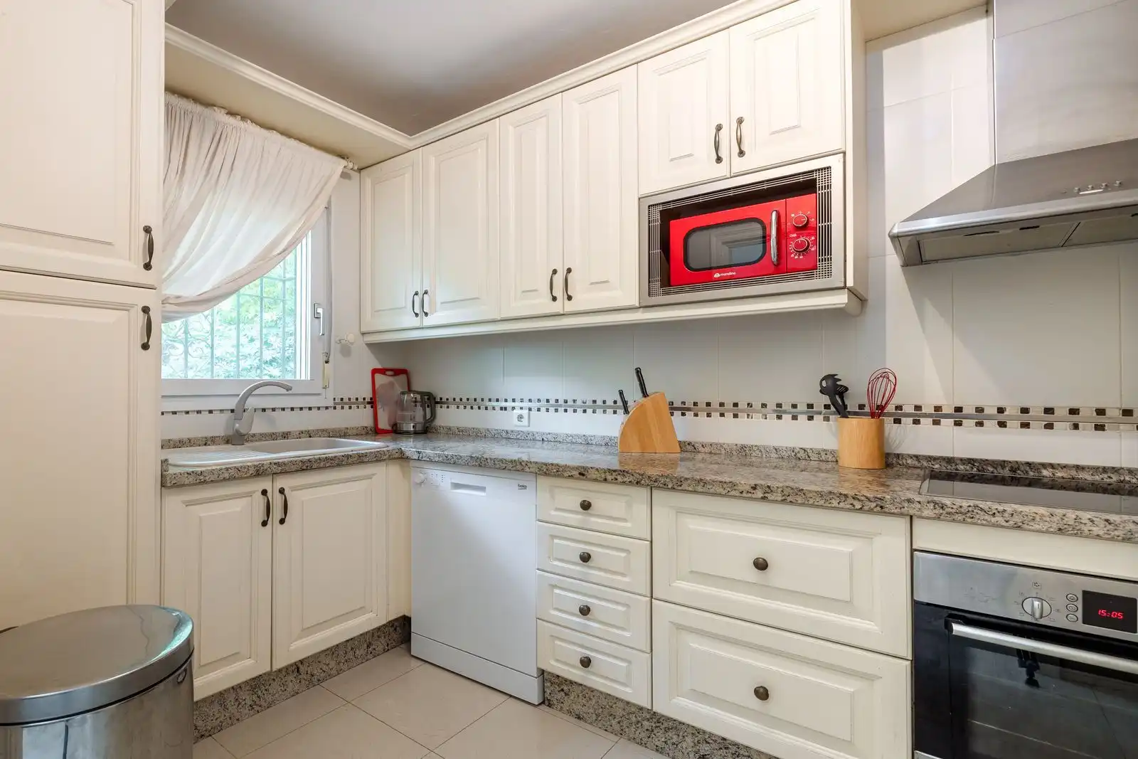 Cocina de Casa o chalet en venta en Estepona con Aire acondicionado, Terraza y Piscina comunitaria