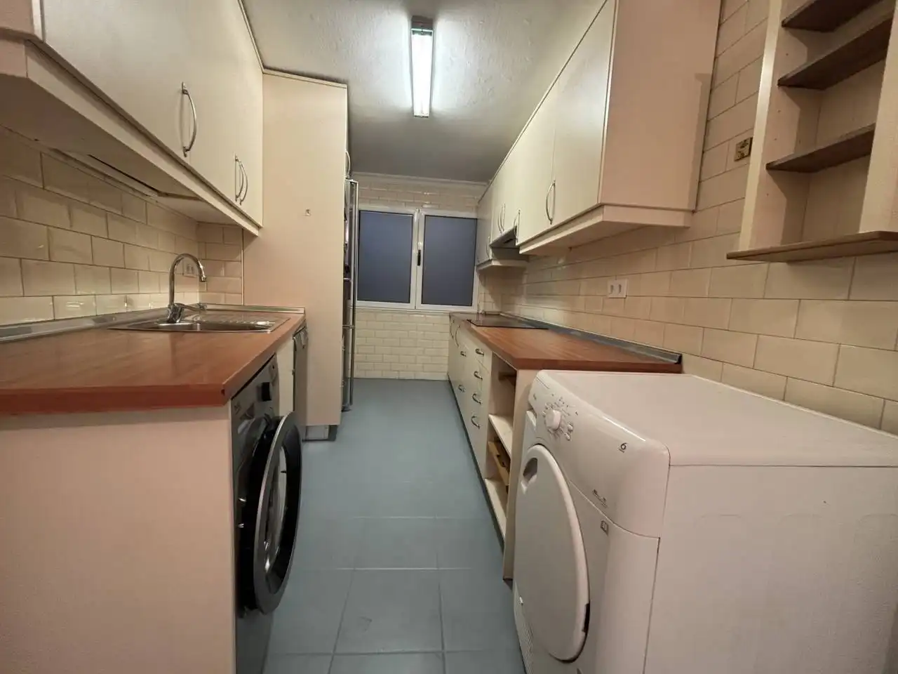 Flat for rent in Avenida Galicia, Buenavista