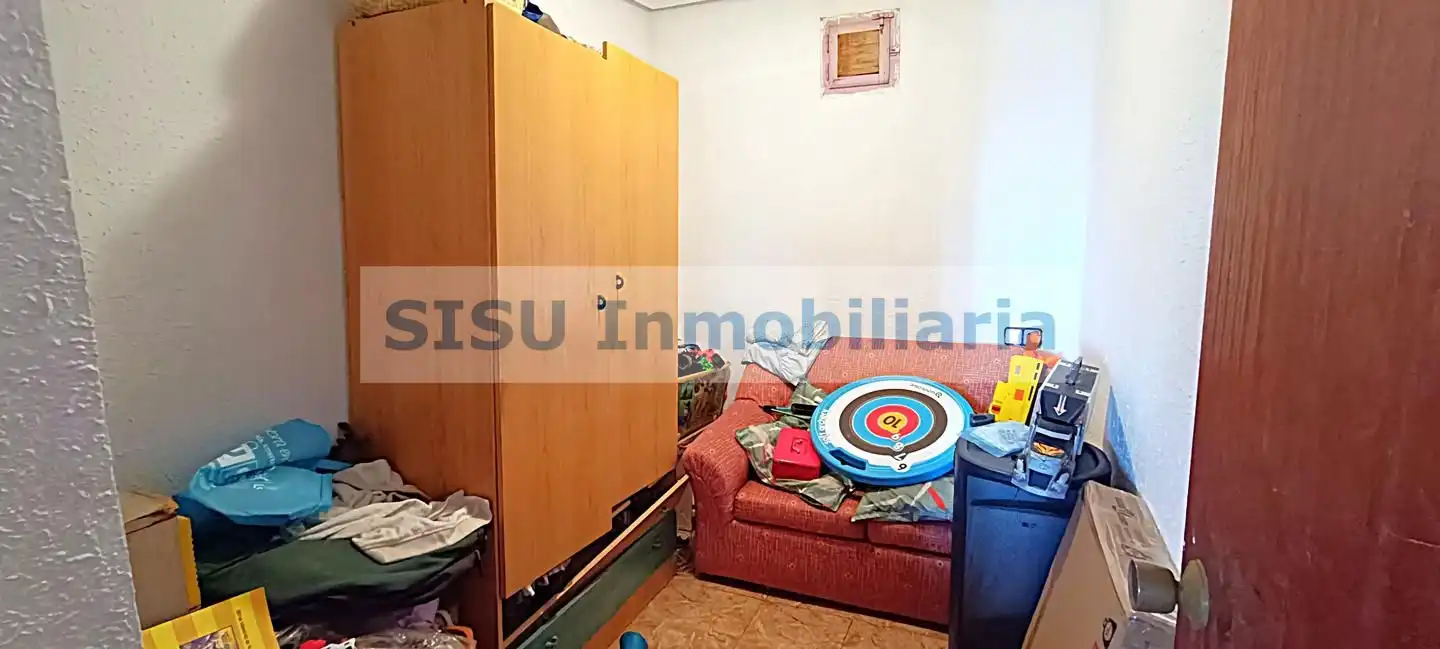 Dormitori de Finca rústica en venda en Llíria amb Jardí privat, Terrassa i Piscina