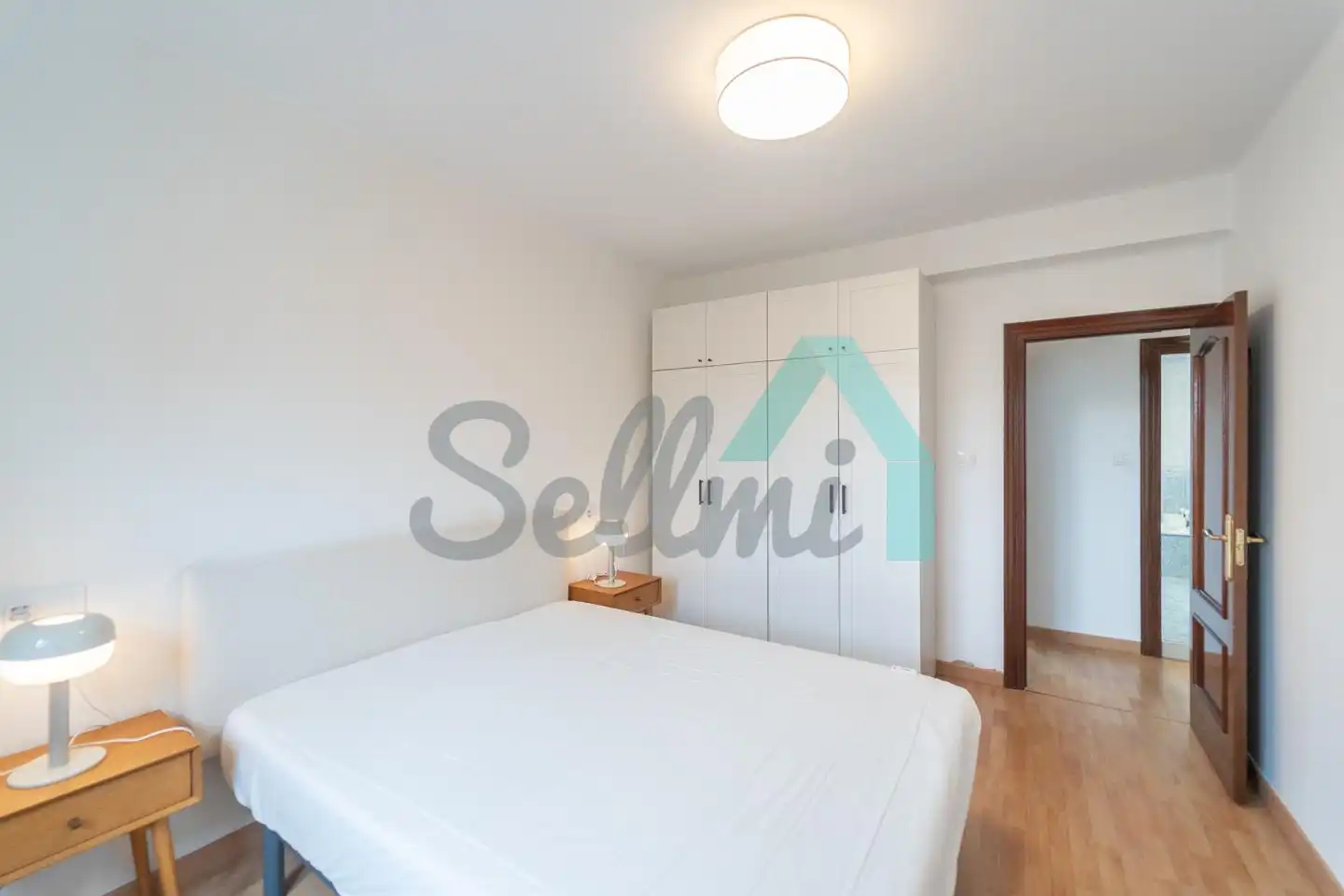 Bedroom of Flat for rent in Oviedo   with Heating, Furnished and Internet