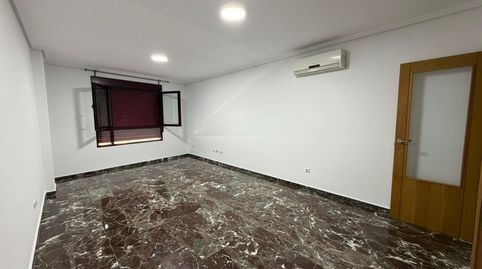 Foto 4 de Piso de alquiler en Aldaia, Valencia