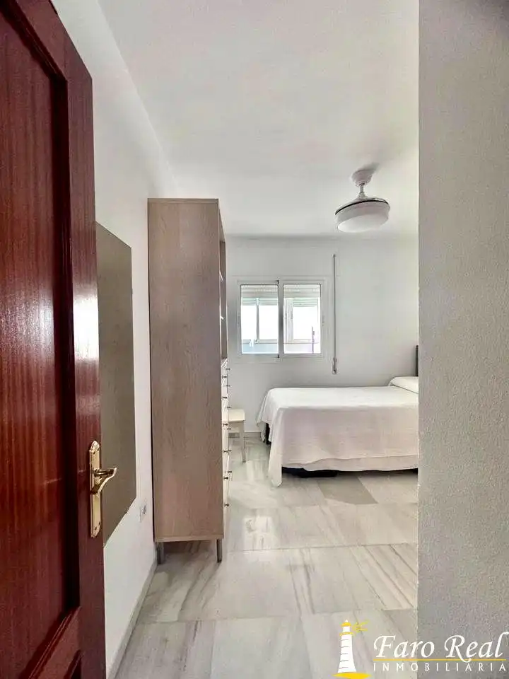 Dormitori de Àtic de lloguer en Sanlúcar de Barrameda amb Aire condicionat, Terrassa i Moblat