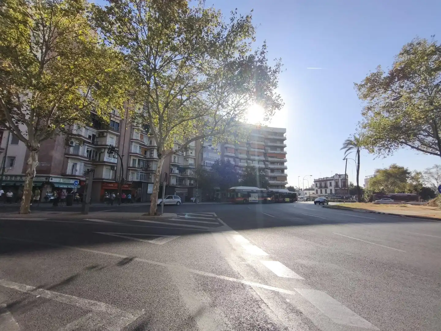 Vista exterior de Local en venta en Sevilla con Aire acondicionado