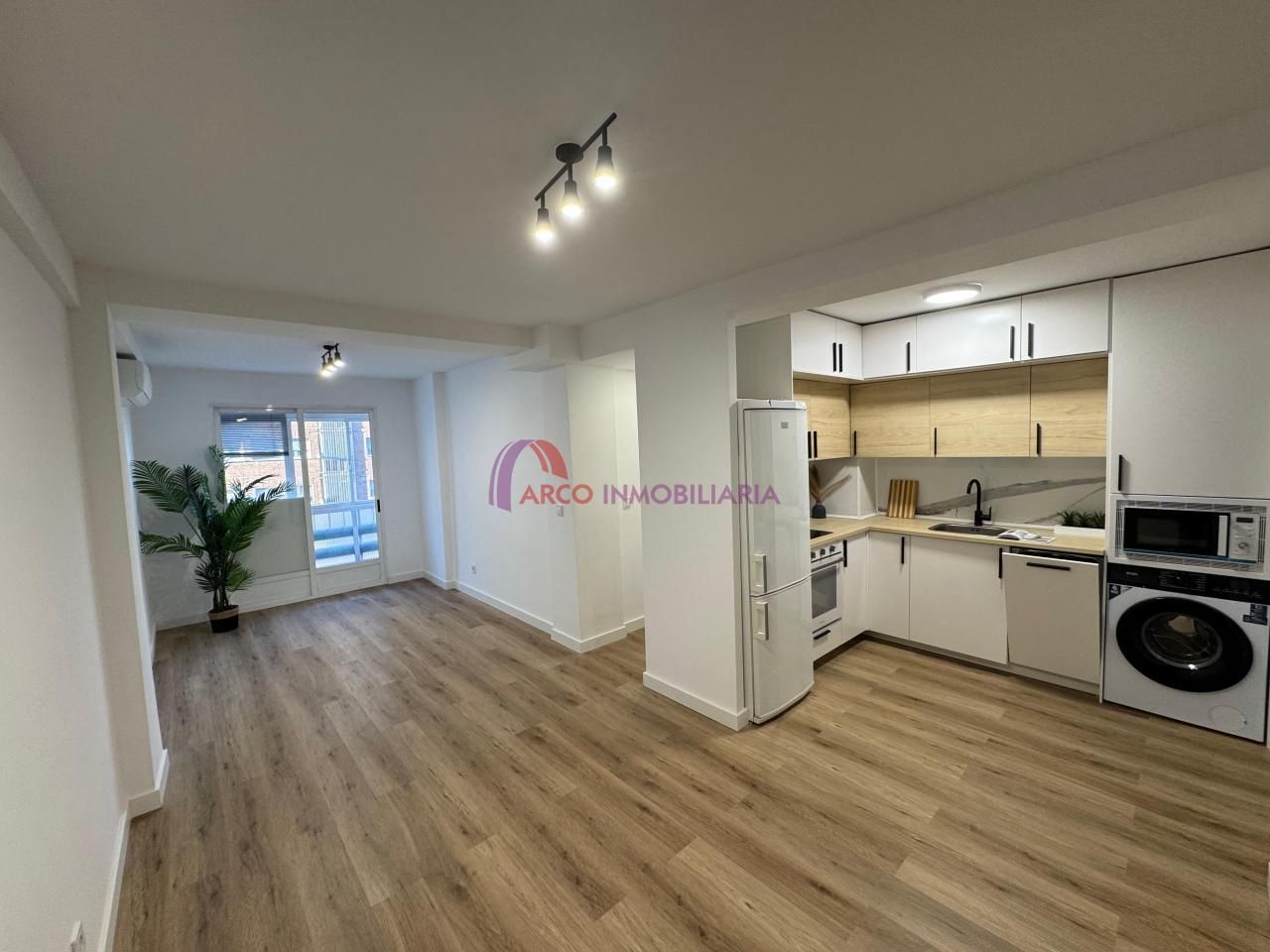 Cocina de Piso en venta en Burgos Capital con Calefacción y Terraza