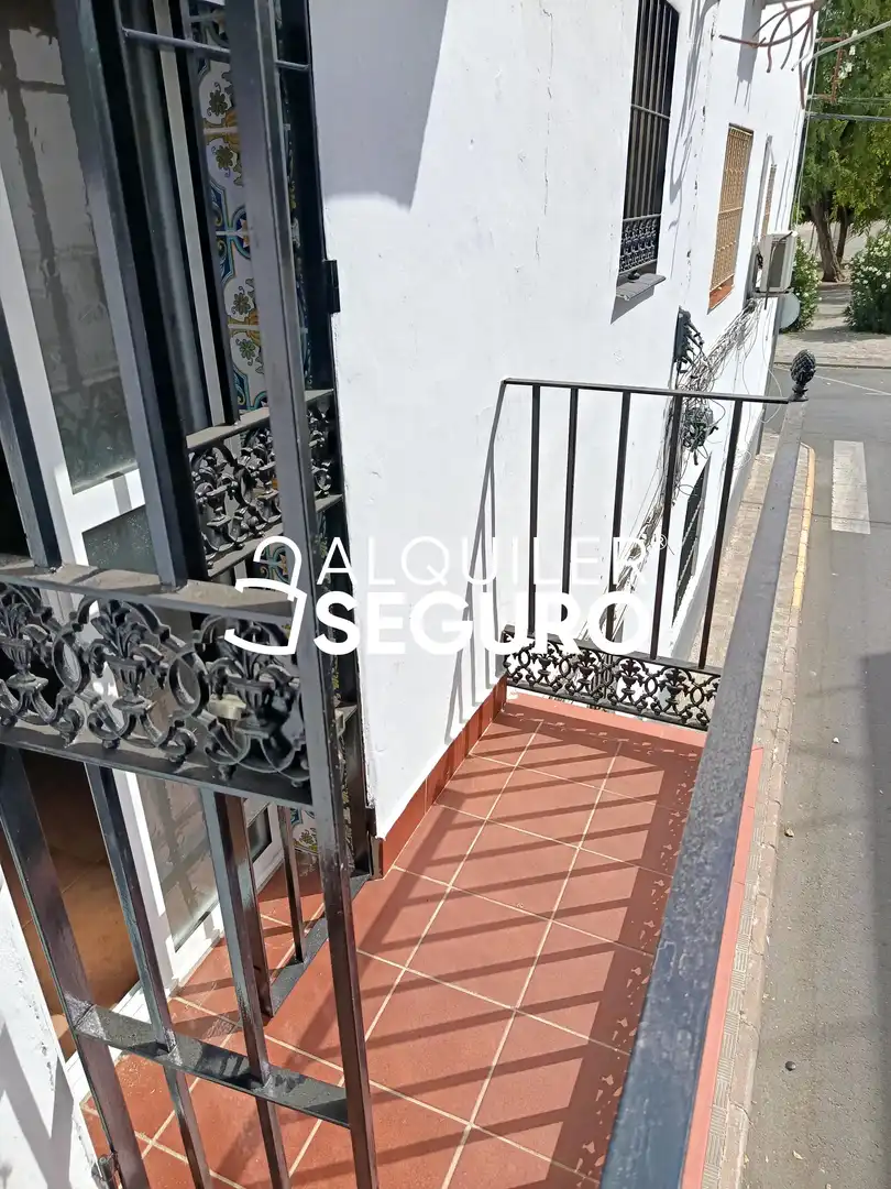 Terrasse von Wohnung zur Miete in Utrera mit Klimaanlage, Terrasse und Möbliert