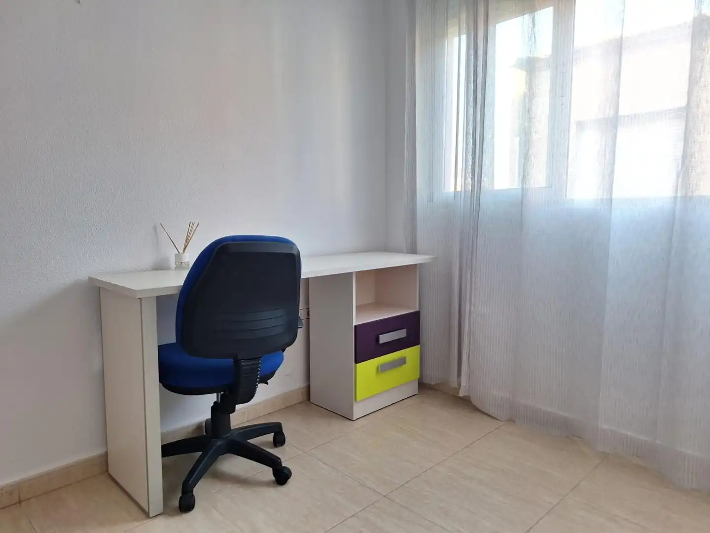 Schlafzimmer von Wohnung zur untervermieten in Murcia mit Klimaanlage, Heizung und Möbliert