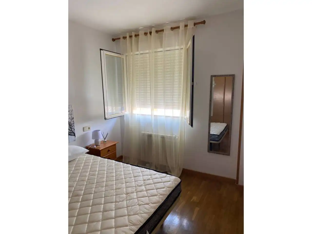 Habitación de Piso de alquiler en Noblejas con Calefacción, Trastero y Amueblado