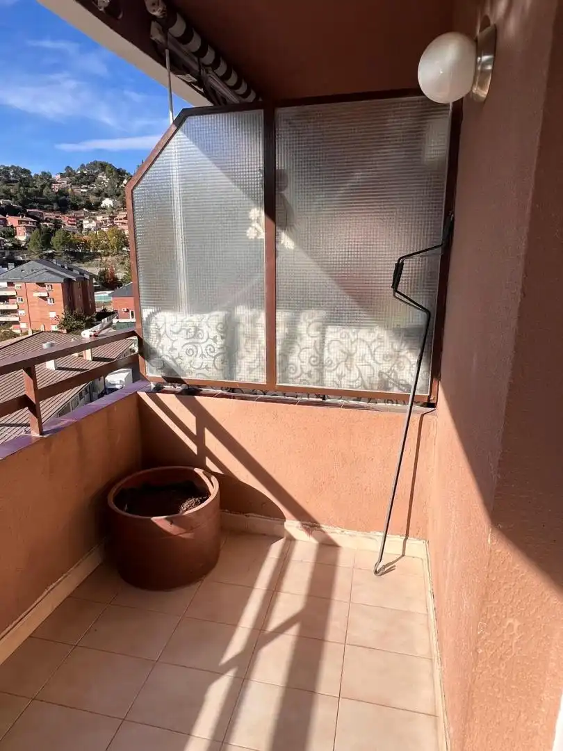 Terrassa de Àtic de lloguer en Corbera de Llobregat amb Calefacció, Terrassa i Moblat