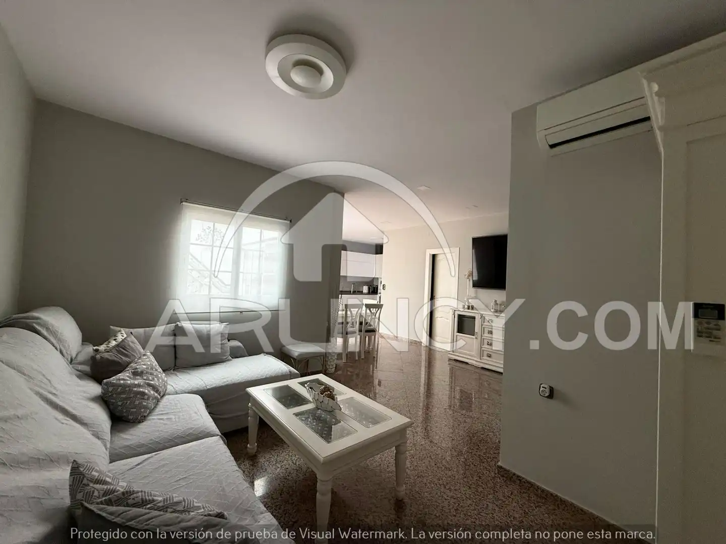 Sala d'estar de Casa o xalet en venda en Alcalá de Guadaira amb Aire condicionat