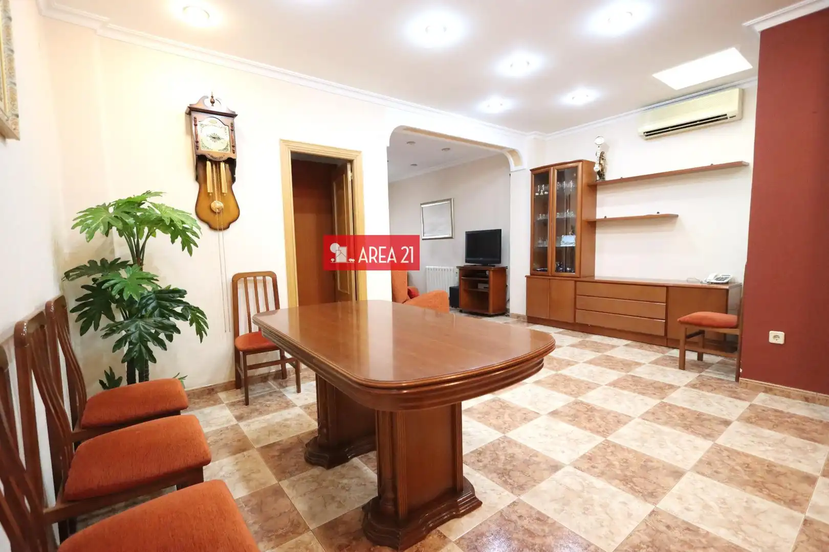 Casa o xalet en venda en La Pobla de Vallbona amb Aire condicionat, Calefacció i Terrassa