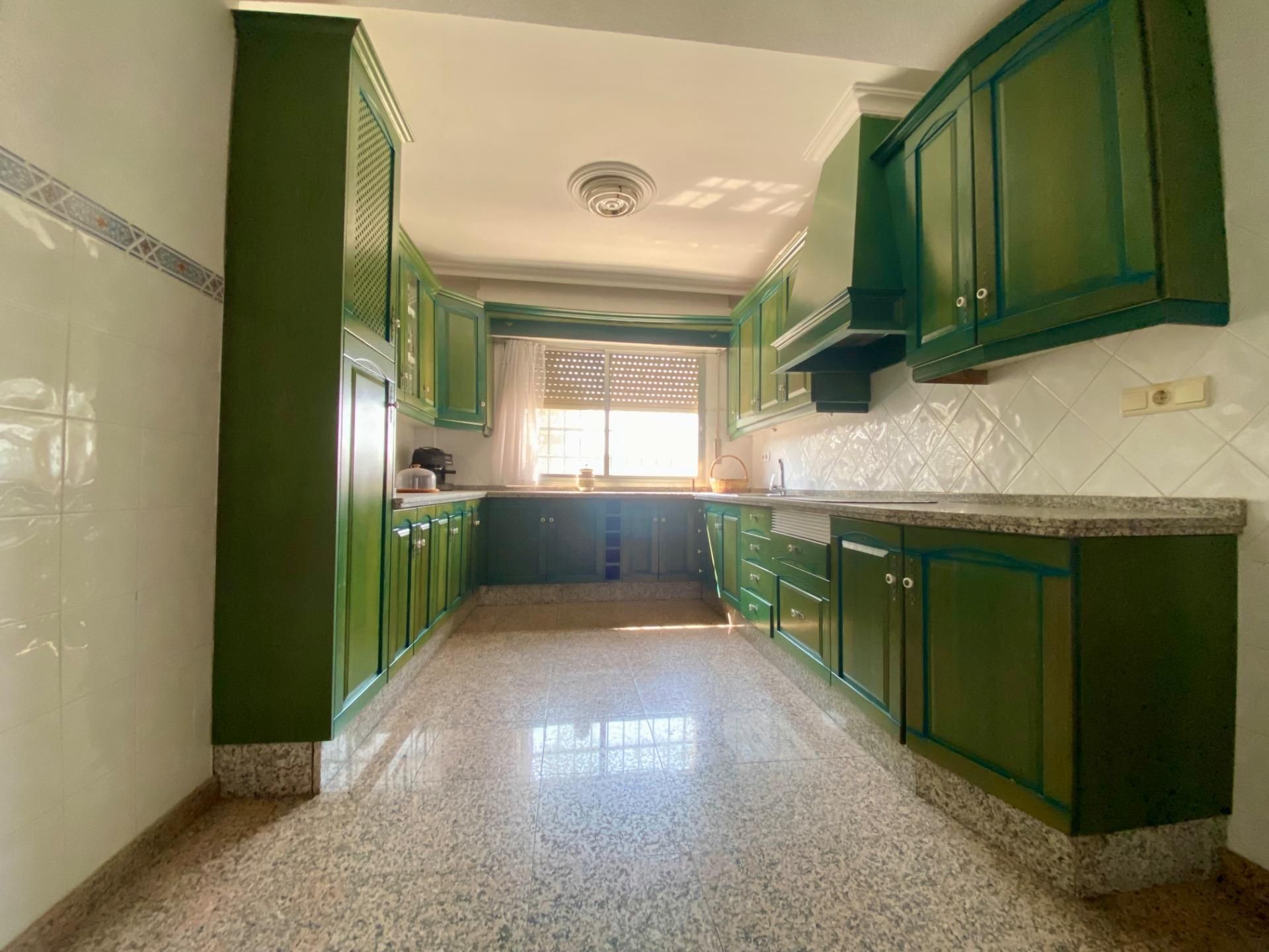 Kitchen of Flat for sale in  Córdoba Capital  with Air Conditioner, Heating and Storage room