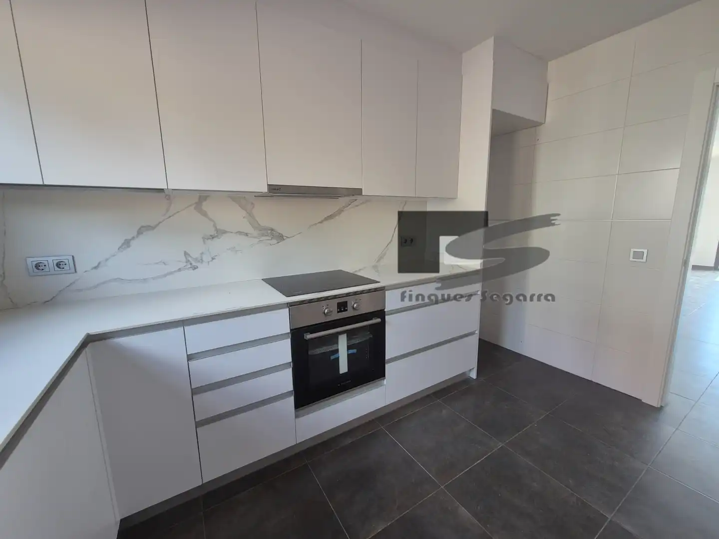 Casa o xalet en venda a Avinguda de Vallfogona, 37, Cervera