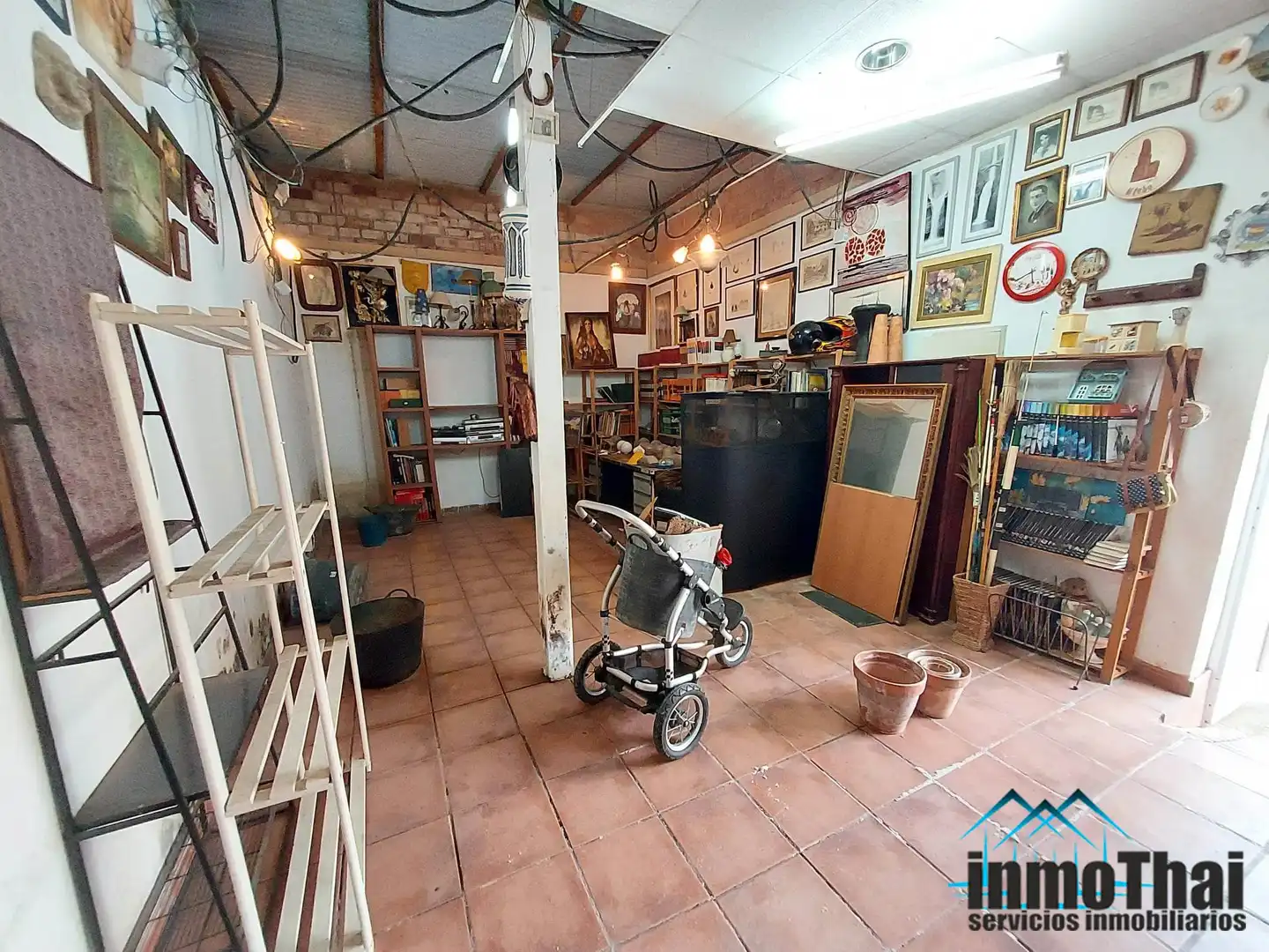 Commercial properties for sale in Ronda del Caracol, 37, Centro