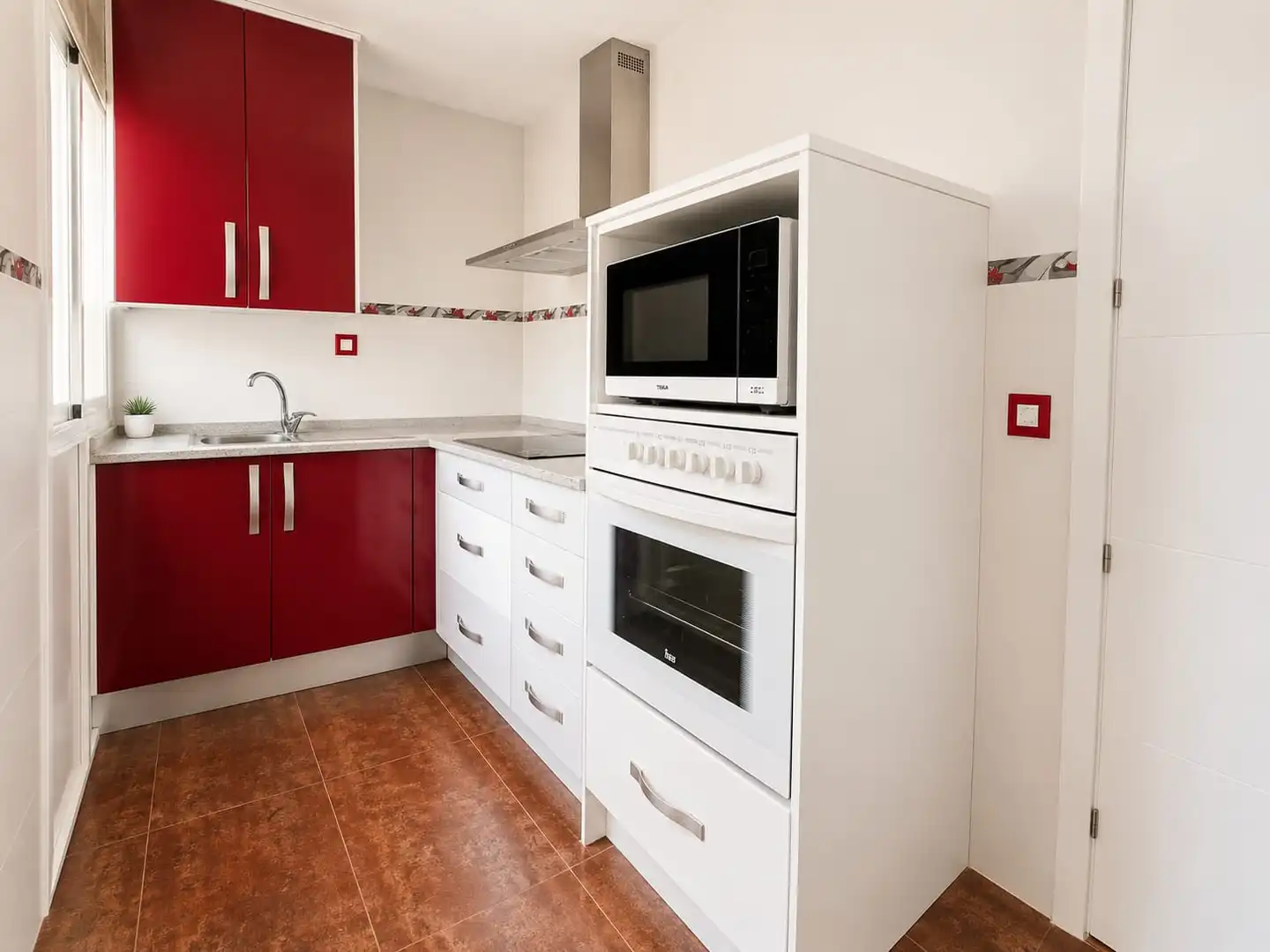Flat for sale in Reyes
