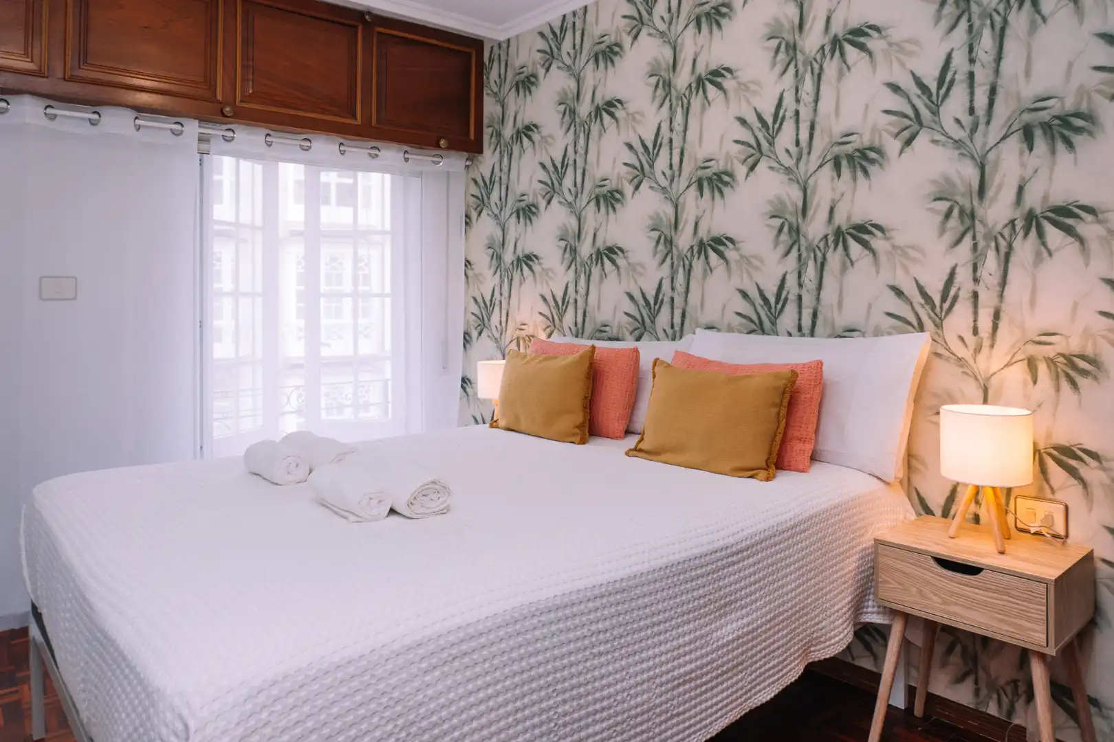 Habitación de Piso de alquiler en Vigo  con Parquet, Amueblado y Horno