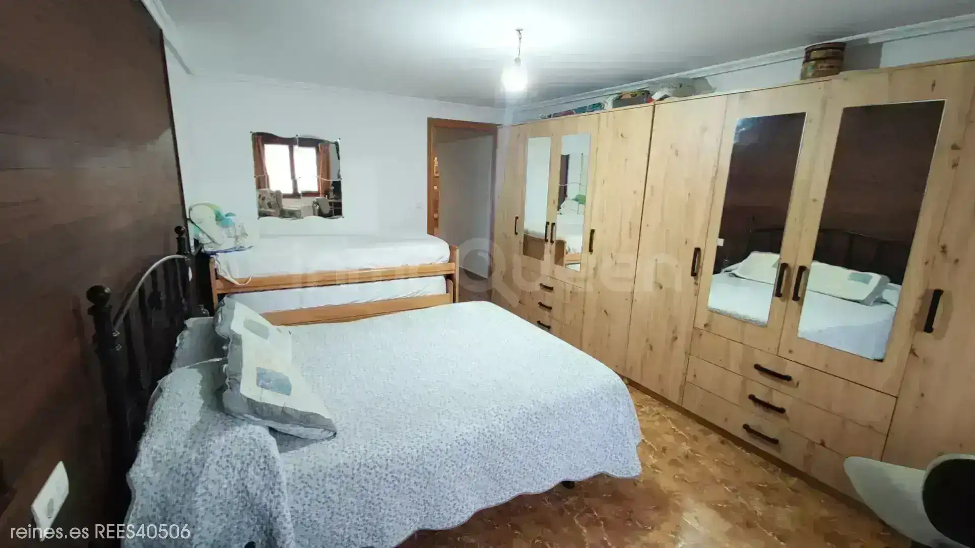 Habitación de Casa o chalet en venta en Val de San Vicente  con Calefacción y Amueblado
