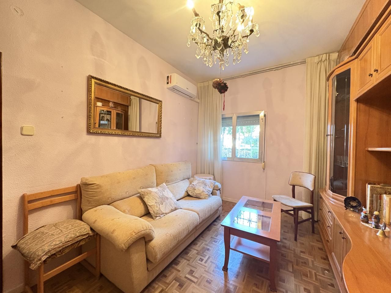 Bedroom of Planta baja to rent in  Madrid Capital  with Air Conditioner, Heating and Parquet flooring