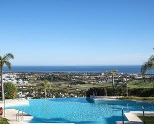 Swimming pool of Apartment for sale in Benahavís  with Air Conditioner and Terrace