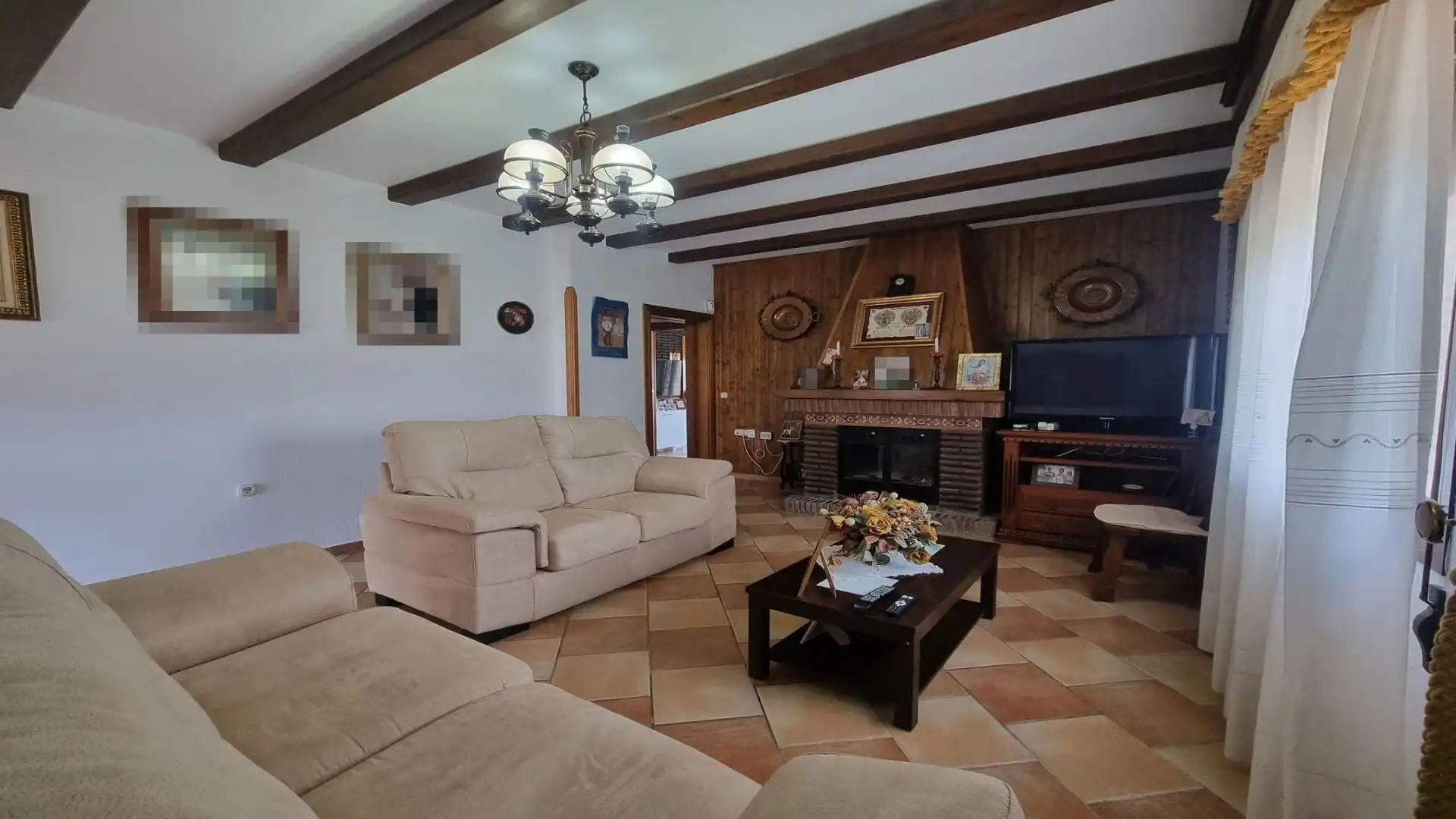 Sala d'estar de Casa o xalet en venda en Alhaurín El Grande amb Aire condicionat i Piscina
