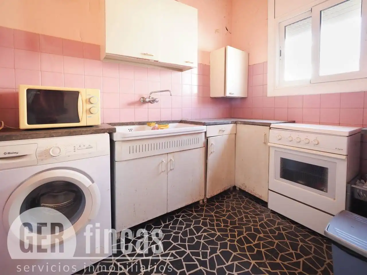 Cocina de Piso en venta en Terrassa con Terraza