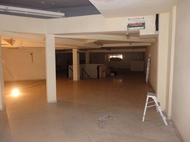 Business premises to rent in Centre