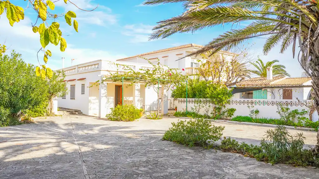 Chalet con jardín en venta en Carrer Riu Magre
