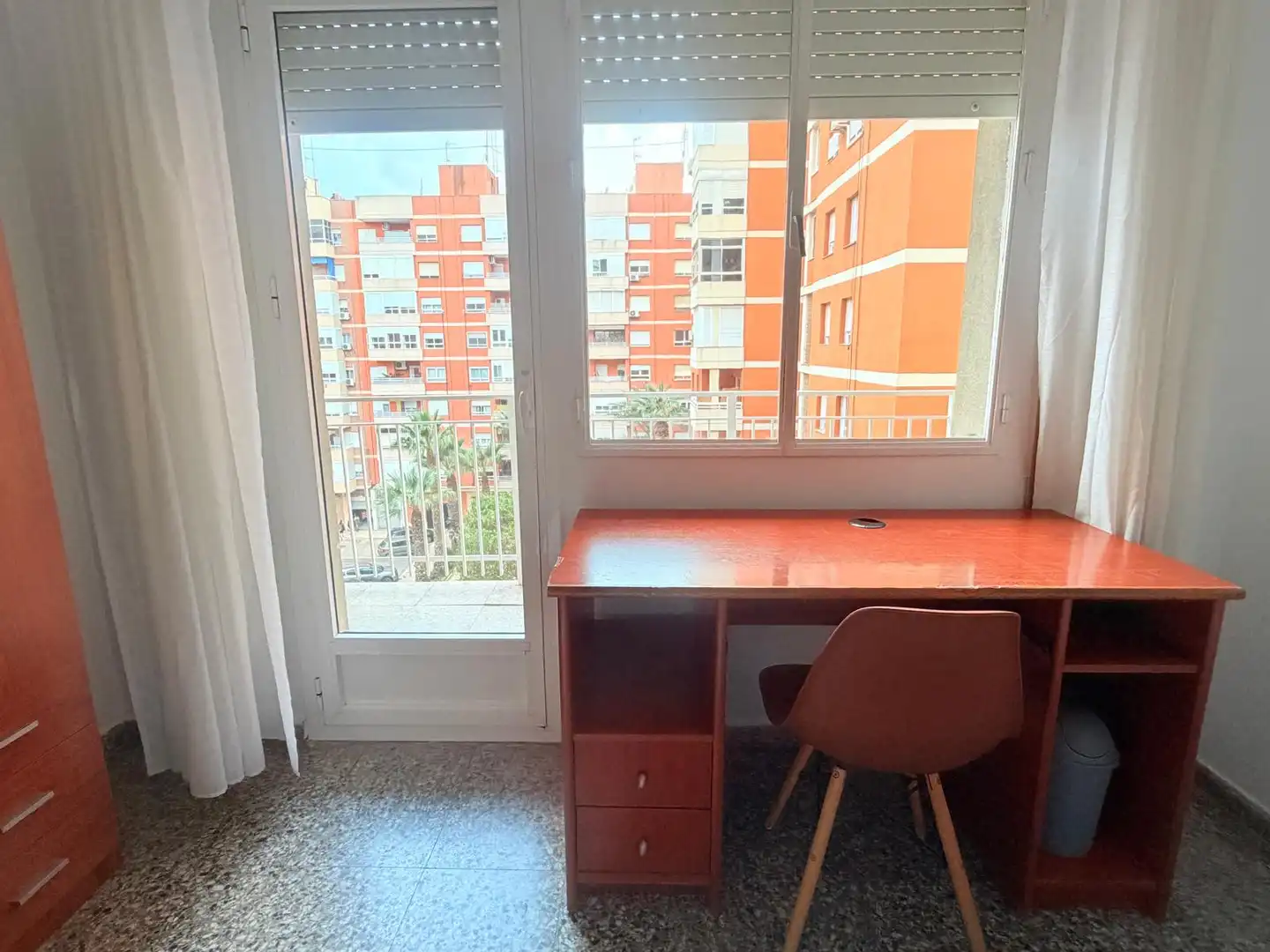 Dormitori de Pis de lloguer en Cartagena amb Moblat i Balcó