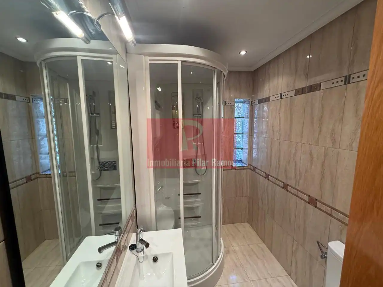 Bathroom of Flat for rent in San Claudio - La Chantría