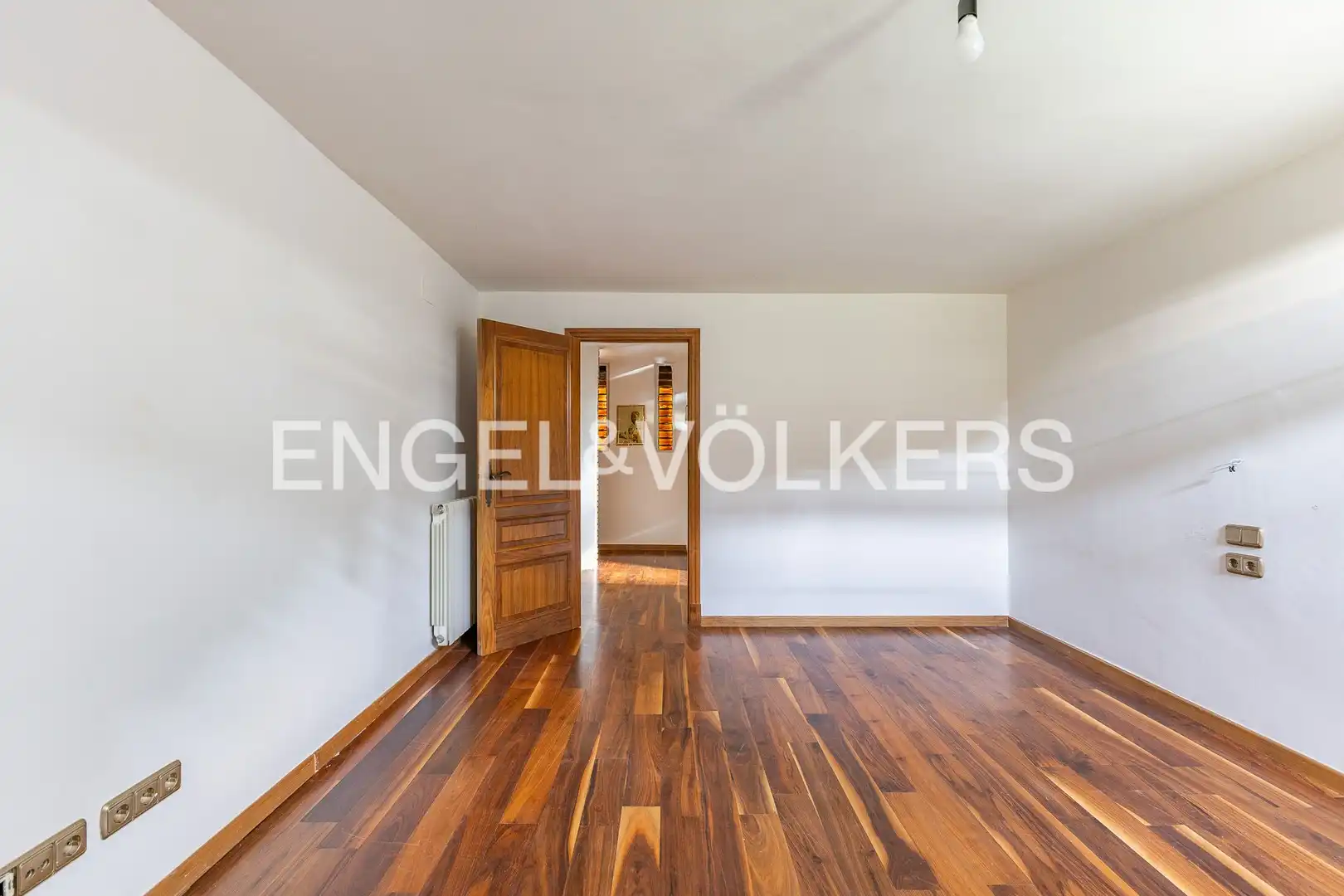 Houses for sale in Barcelona  with Heating, Private garden and Parquet flooring