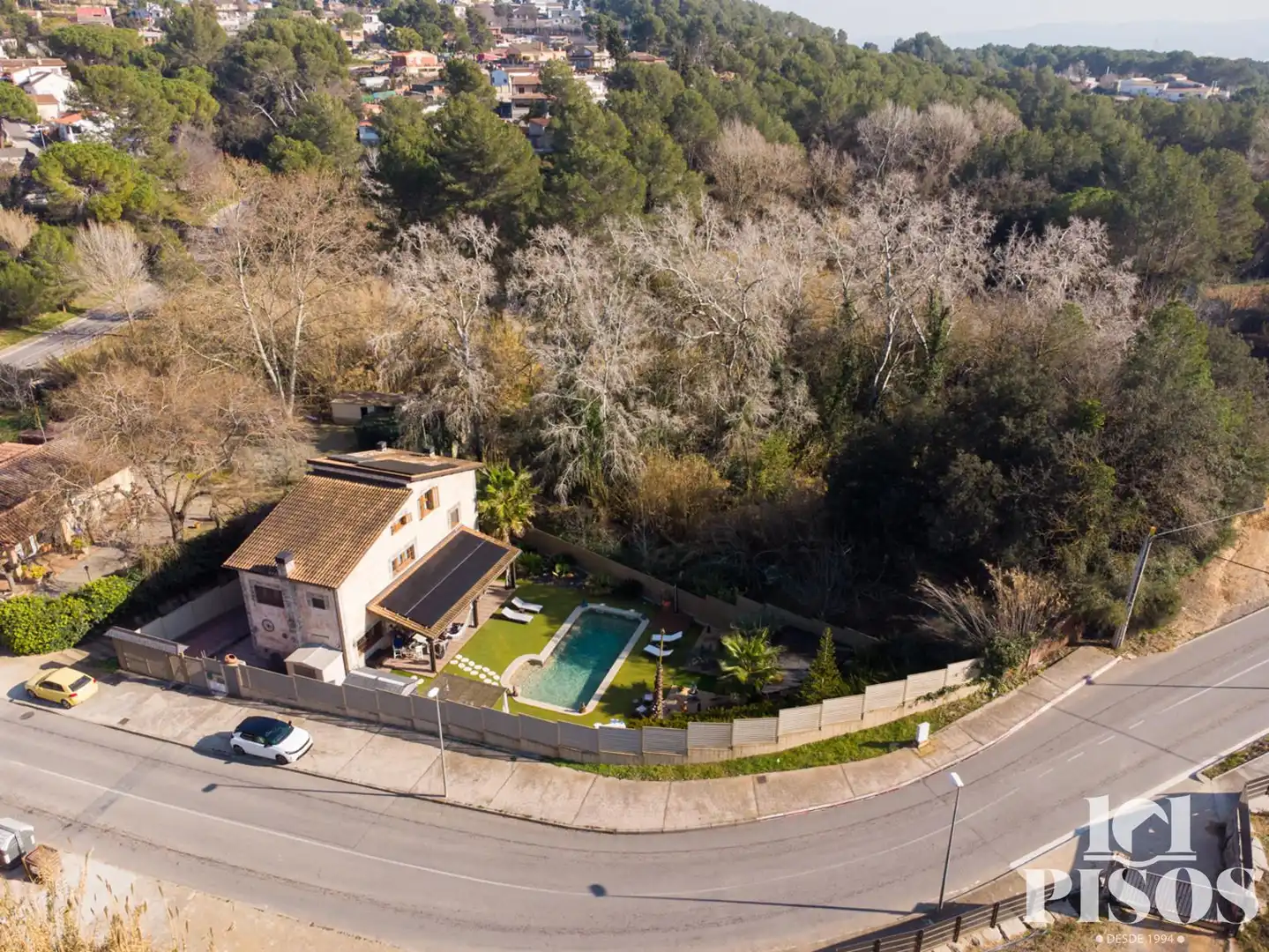 Vista exterior de Casa o chalet en venta en Rubí con Aire acondicionado, Calefacción y Trastero