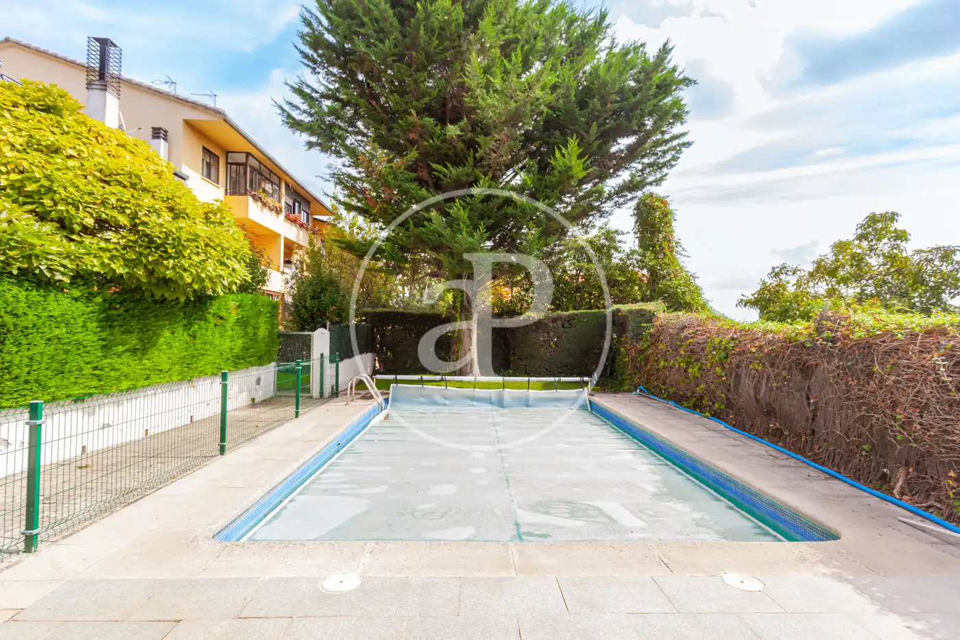 Piscina de Casa adosada en venda en Navacerrada, Madrid