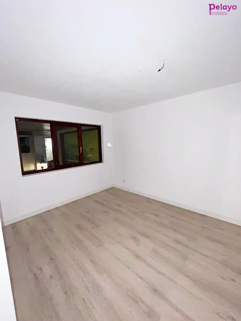 Local comercial en venda a Calle José María Pereda 59, imagen 18