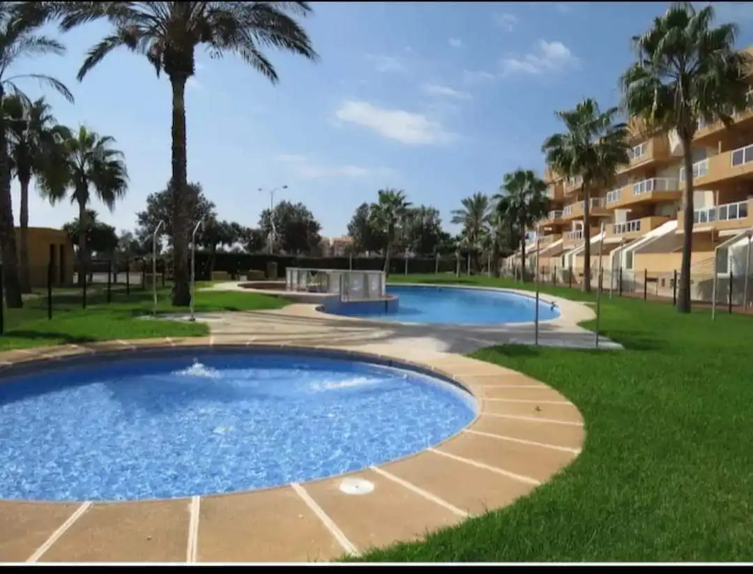 Piscina de Piso de alquiler en El Ejido con Aire acondicionado, Calefacción y Terraza