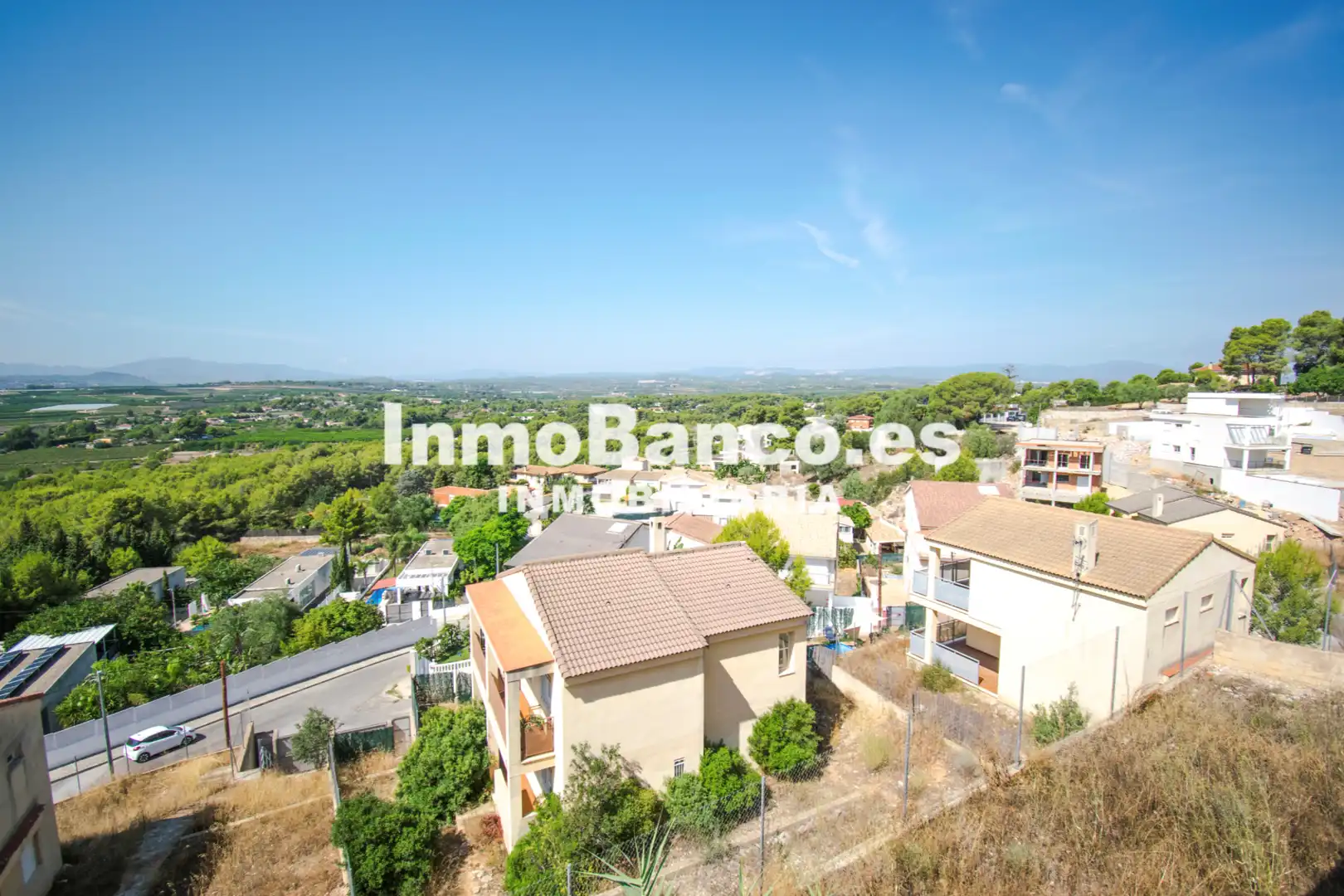 Chalet con jardín en venta en Carrer de la Foia de Bunyol 65, imagen 5