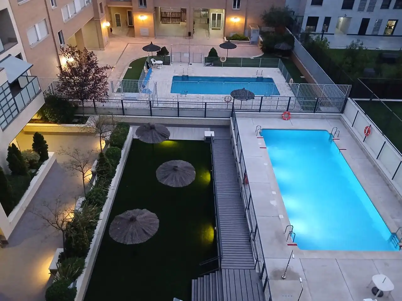 Piso con piscina en venta en Calle del Arte Pop, imagen 28