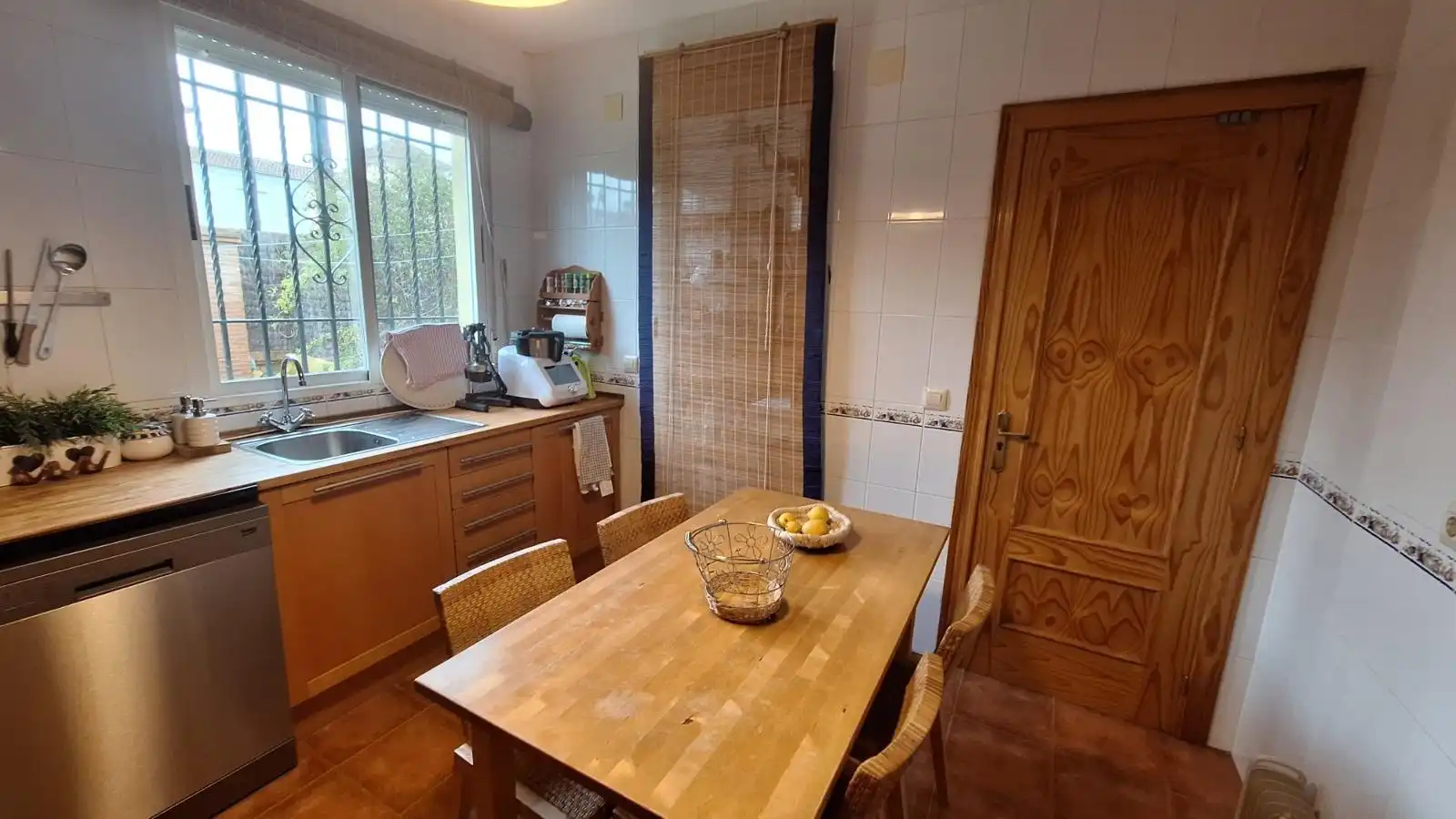 Casa aparellada amb terrassa en venda a Vistahermosa - Fuentebravía, imagen 11