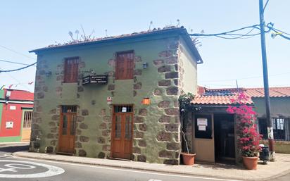 Vista exterior de Casa adosada en venda en Valleseco amb Jardí privat, Terrassa i Traster