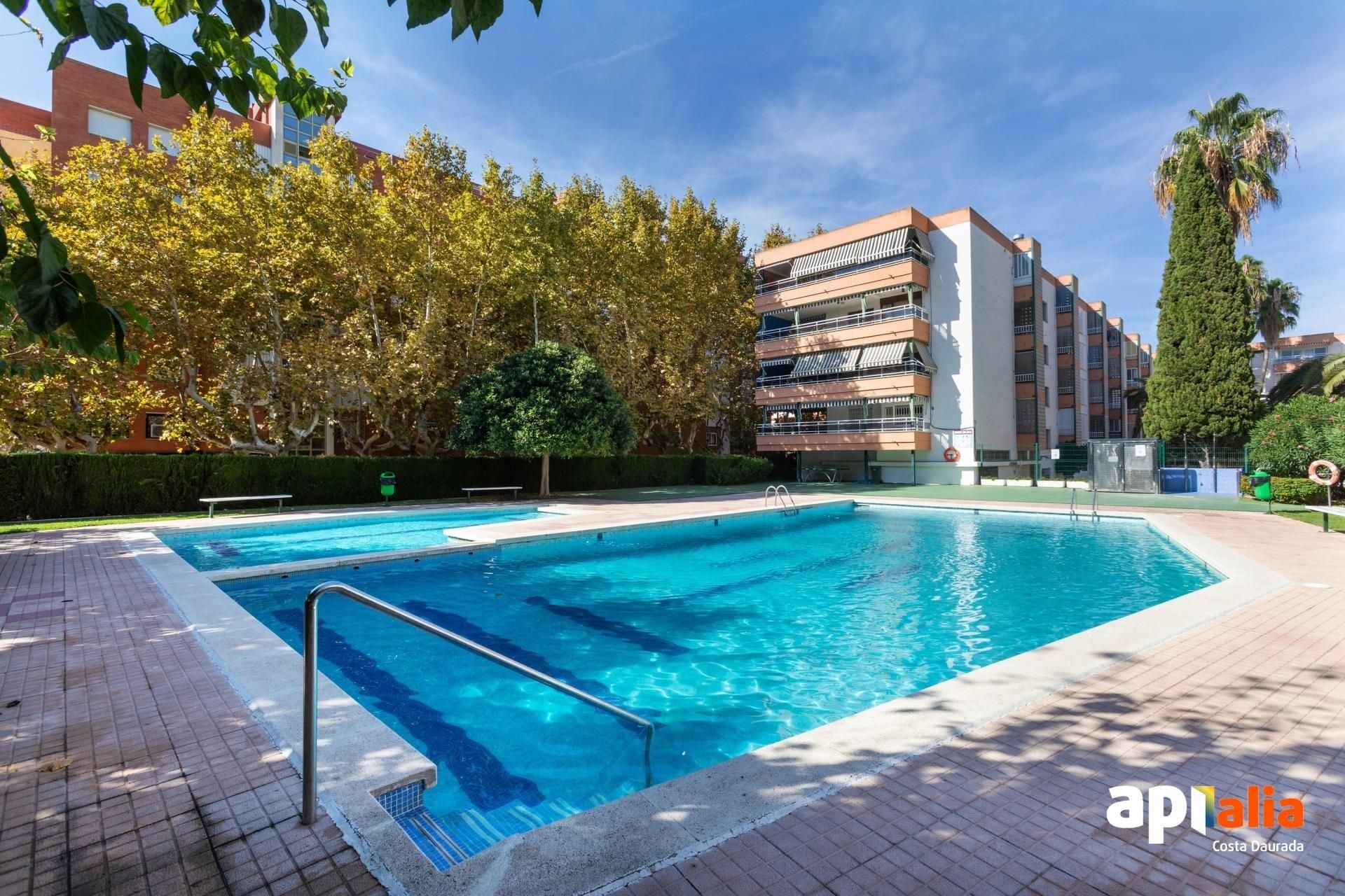 Swimming pool of Apartment for sale in Salou  with Air Conditioner, Heating and Terrace