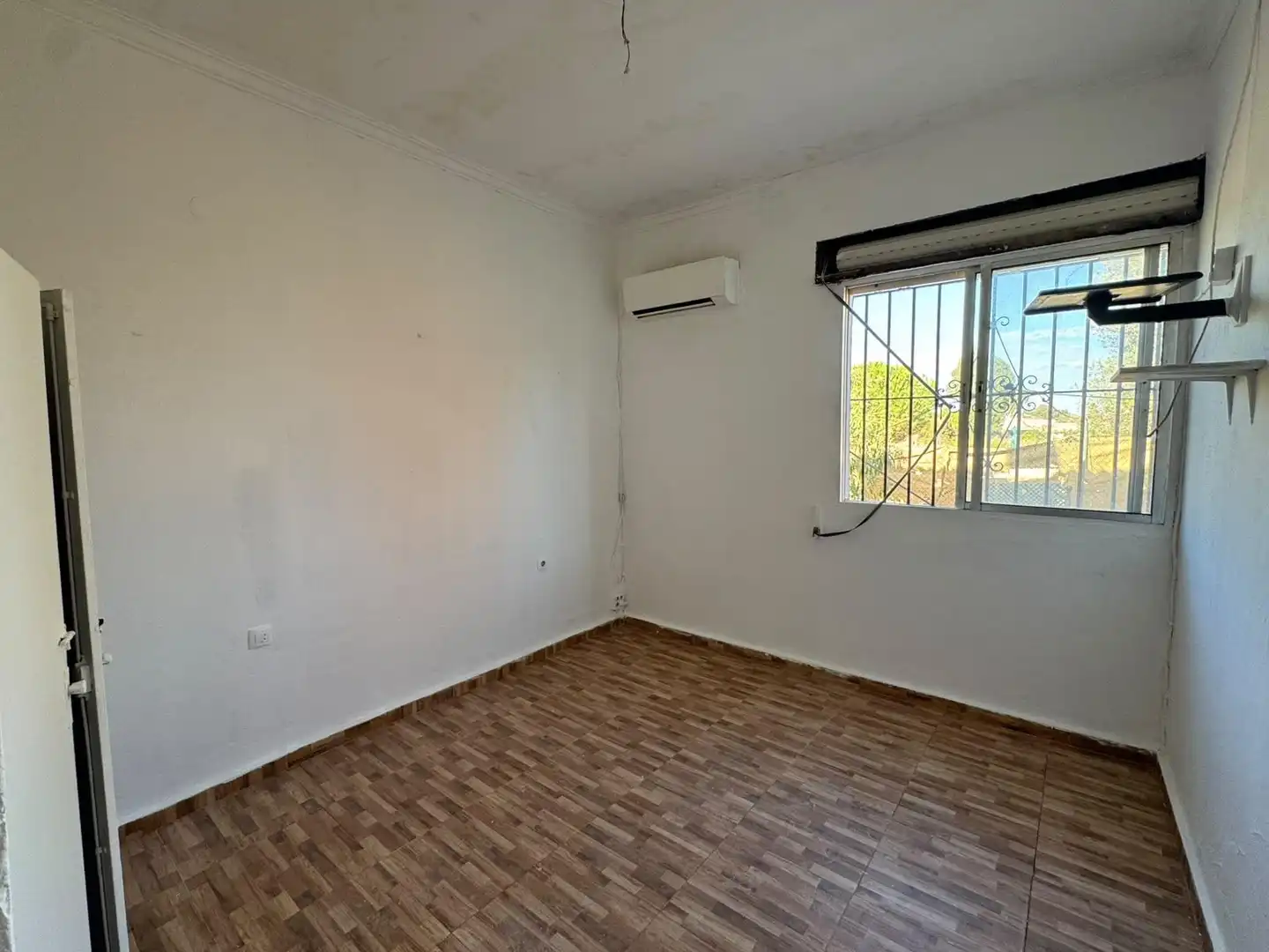 Dormitori de Casa o xalet en venda en Sanlúcar la Mayor, Sevilla